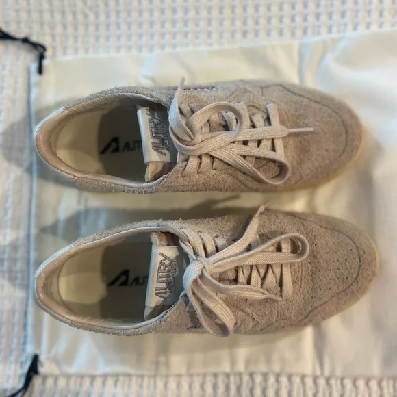 Autry Medalist Low - Sand Suede - Picture 7 of 10